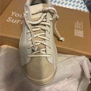 P448 White and Tan Sneakers